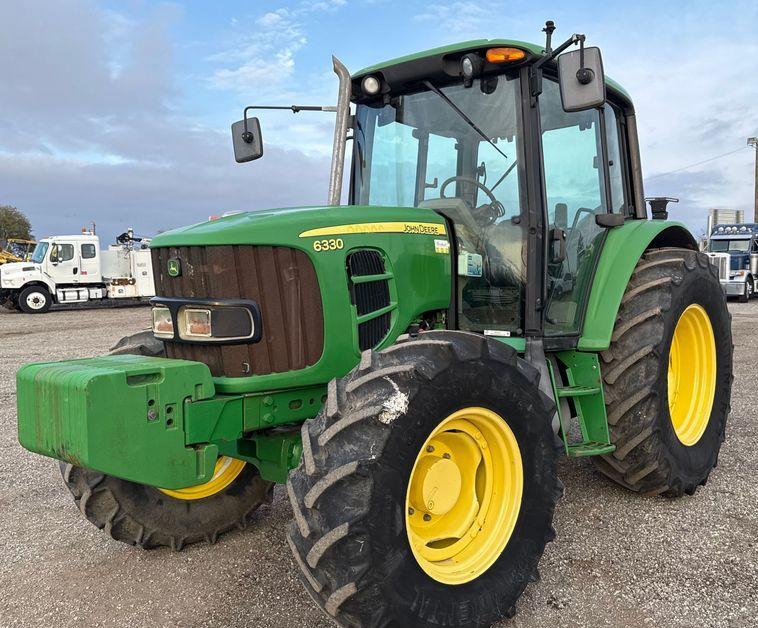 2009 John Deere 6330